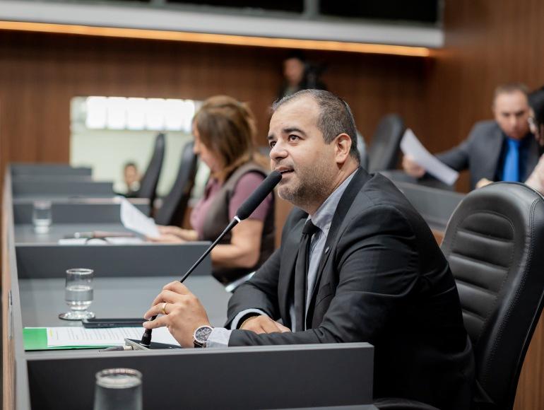 Ilde Taques defende inclusão de políticas para a causa animal na LDO e investimentos permanentes no setor